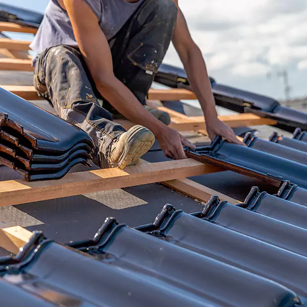 Why Palatine, IL Homeowners Choose Palatine Roofing Pros for Hail Damage Repairs?